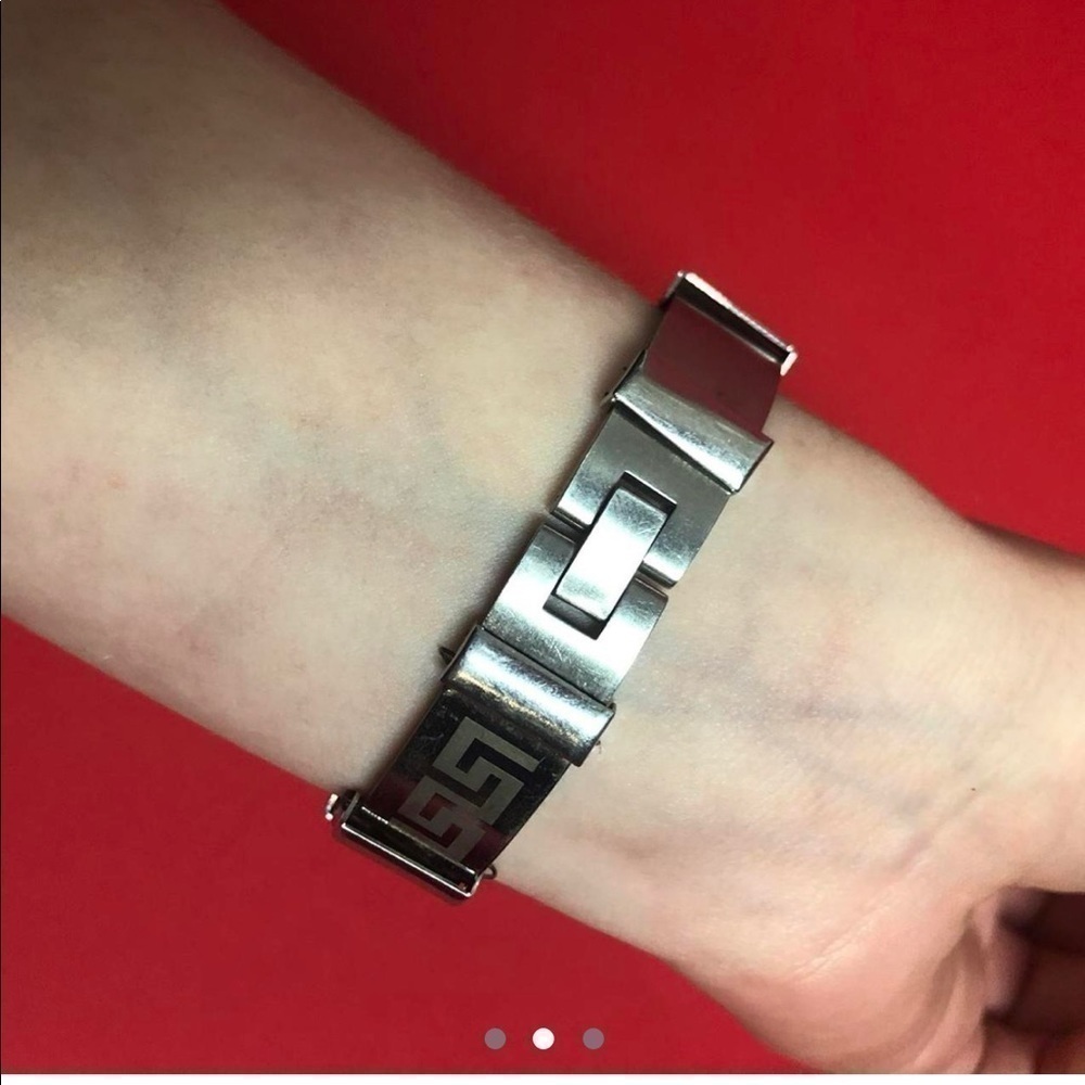 Blocky chainlink bracelet 🖤🤍​​​​​​​​​​​​​​​​​​​​​​​​​​​ - Picture 2 of 3